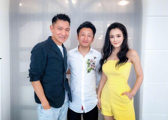邹市明夫妇最新爆料新闻,揭秘家庭生活与拳击事业背后的故事